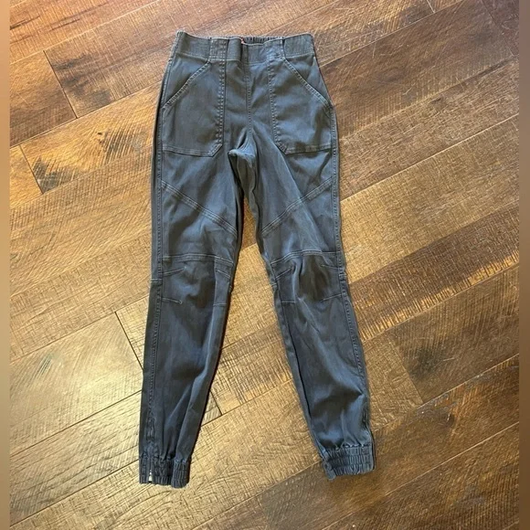 Spanx Stretch Twill Cargo Jogger Sz small grey black - Picture 2 of 7